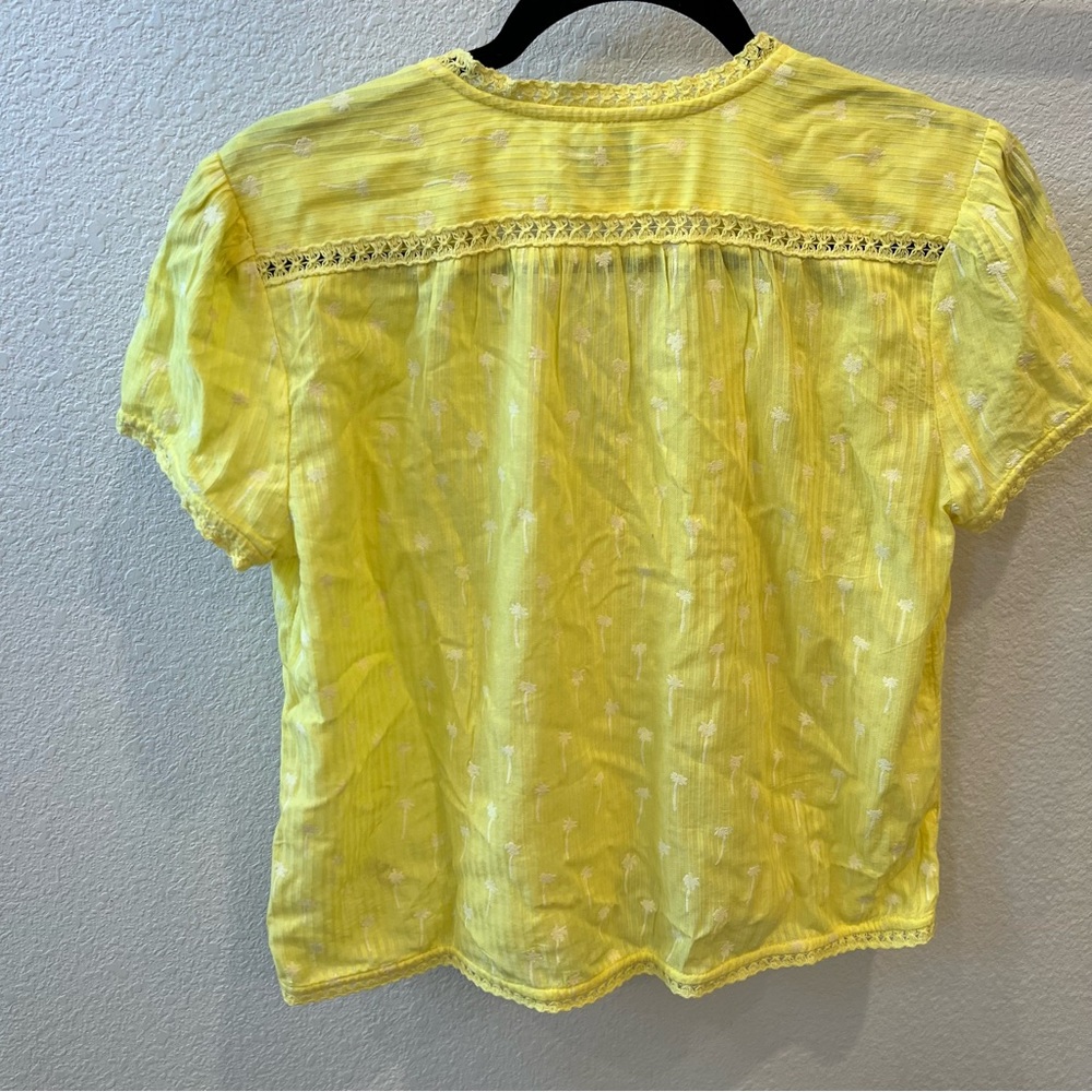 URBAN OUTFITTERS Yellow Short Sleeve Button Down Top - Picture 9 of 10